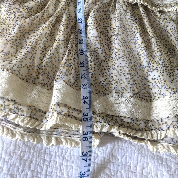 CHELSEA & Violet Tiered Floral Mini Dress L Cottagecore - Picture 9 of 10